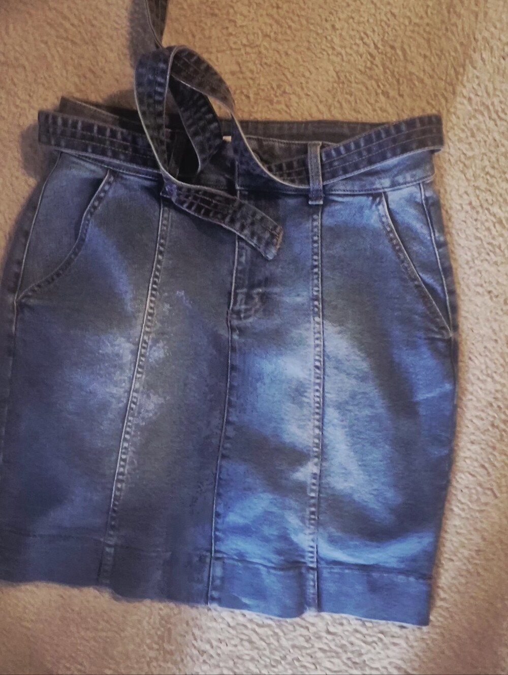 NwT Demin Skirt With Demin Belt